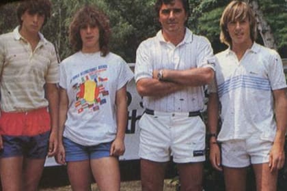 Guillermo Pérez Roldán, Patricia Tarabini, Raúl Pérez Roldán y Franco Davin, en el torneo Avvenire, de Milán, en 1984