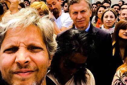 Guillermo Riera y una selfie con el presidente Mauricio Macri. 
