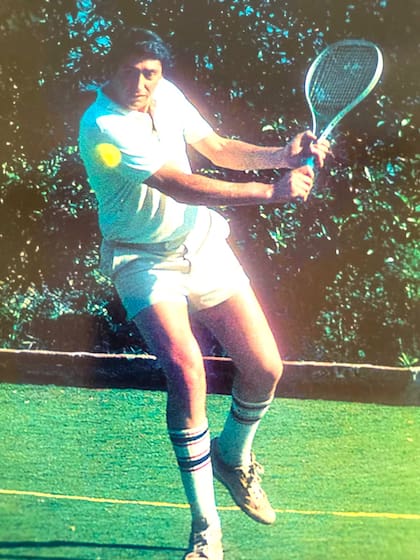 Guillermo Salatino practicó tenis de manera amateur hasta los 39 años