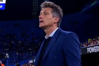 El fuerte cruce de Guillermo con un árbitro que terminó con su expulsión en Vélez: duró 26 minutos.