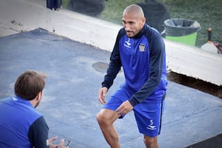 Con Guiñazú entre algodones, Talleres busca el golpe en Boca