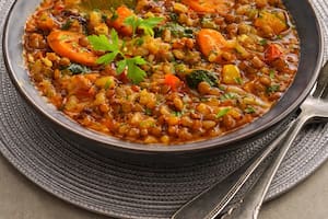 Guiso de lentejas y verduras - Juan Manuel Hierro