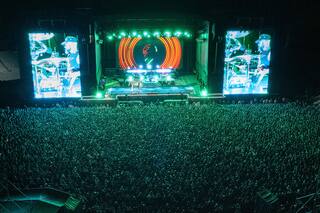 Guns N’ Roses revalidó sus credenciales rockeras a bordo de sus grandes clásicos