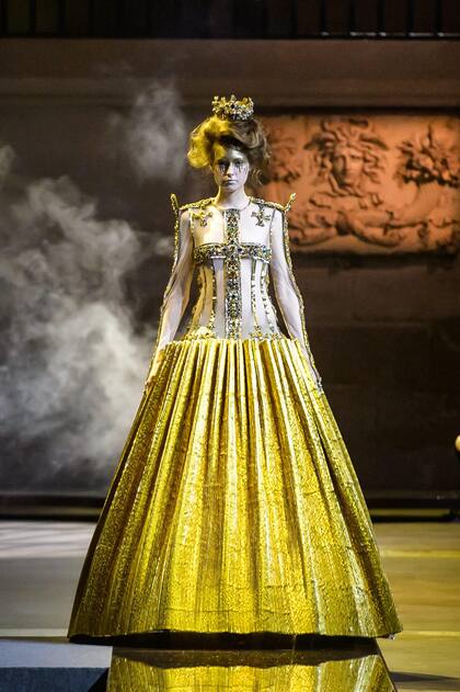 Guo Pei, alta costura primavera verano 2017