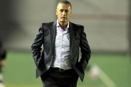 Gustavo Alfaro es el DT que más le gusta a Gámez