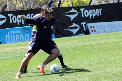 Gustavo Bou será el único delantero ante Boca