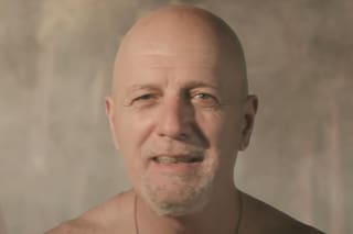 Gustavo Cordera vuelve al ruedo con un disco en forma de tríptico