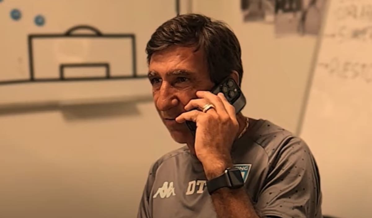 Gustavo Costas, DT de Racing: del “a Papá Noel es al único vestido de rojo que dejo entrar en mi casa” al plantel que tiene: “hoy todos tienen un valor superior al que se los compró”
