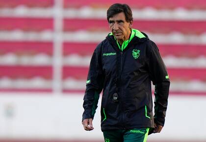 Gustavo Costas en su último trabajo, como entrenador de la selección de Bolivia
