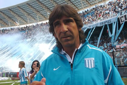 Gustavo Costas tuvo dos etapas como entrenador en Racing.
