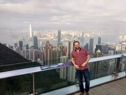 Gustavo en Hong Kong (2018), en el marco de la conferencia PLEA.