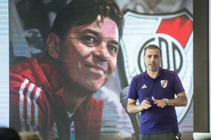 Gustavo Grossi llegó a River en marzo de 2016 por pedido de Gallardo y es el director del proyecto integral infanto-juvenil