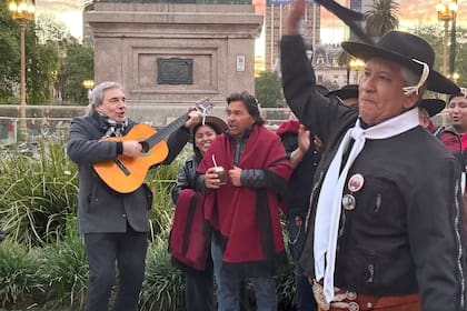 El fuerte cruce entre el gobernador de Salta y un diputado de Pro por la relación con el Gobierno