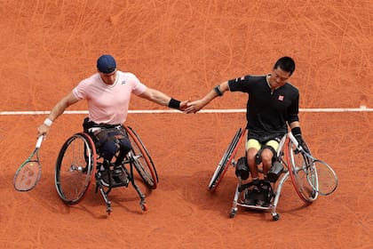 Gusti Fernández y Shingo Kunieda jugando juntos el torneo de Roland Garros; el japonés fue el mejor tenista adaptado de todos los tiempos