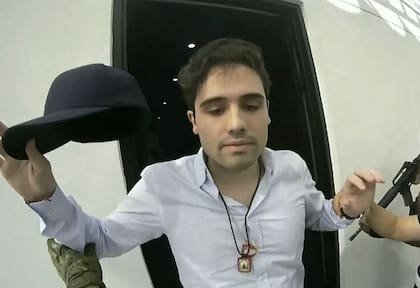 Guzmán fue acusado de conspirar en empresa criminal continuada, importar y distribuir fentanilo, blanquear dinero y usar armas de fuego