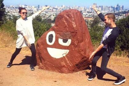 Guzmán y Raymond Sepúlveda diseñaron el primer set de emojis que Apple lanzó en 2008