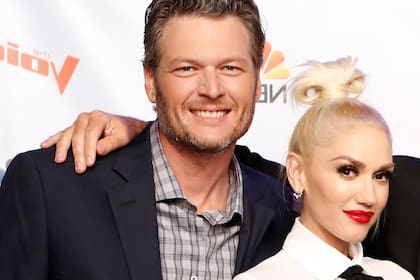 Shelton y Stefani se conocieron en el set de La Voz