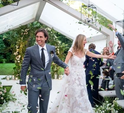 Gwyneth Paltrow era otra de las favoritas del diseñador. Para su boda con Brad Falchuk en 2018, el diseñador se ocupó de que su vestido fuera lo que siempre soñó