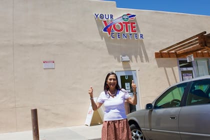 Haaland se ha desempeñado como congresista y secretaria del Departamento del Interior de Estados Unidos
