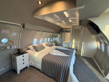 Habitaciones de 4x4 con tecnología incorporada.