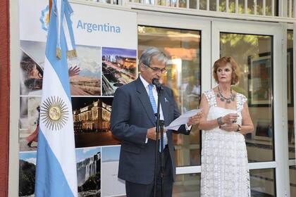 Habla en el acto Alejandro Zothner Meyer, embajador en Bulgaria