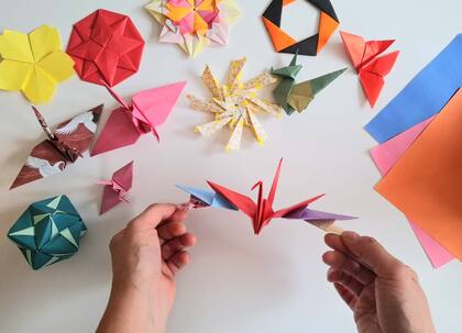 Habrá talleres gratuitos de origami “Grullas por la Paz”, a cargo de reconocidas especialistas culturales