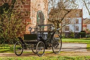 Hace 130 años se fabricaba el primer auto en serie de la historia