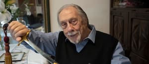 La increíble historia detrás del robo del sable de San Martín perpetrado por la Juventud Peronista