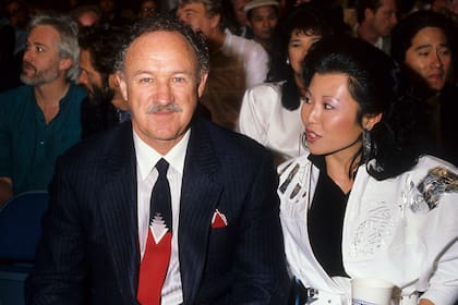 Hackman y Betsy Arakawa, en Los Ángeles, durante los primeros años de su relación amorosa