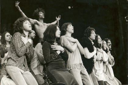 Hair, versión porteña de 1971, en el desaparecido Teatro Argentino