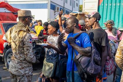 Haitianos en la frontera dominicana