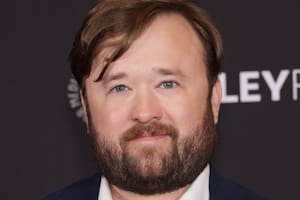 Haley Joel Osment se disculpó por los insultos que profirió al momento de ser arrestado
