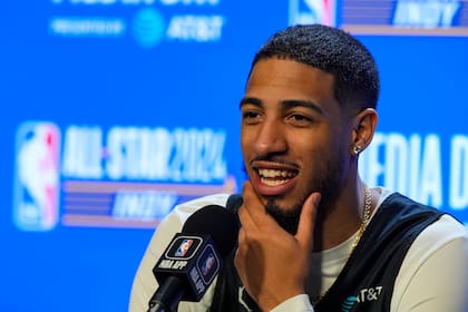 Haliburton, de 24 años, nació en Wisconsin y fue elegido en el puesto 12 del Draft de la NBA en 2020 por los Sacramento Kings