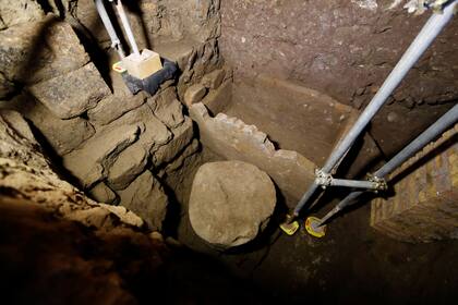 Vista del sepulcro que perteneció a Rómulo