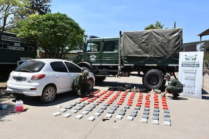 Hallazgo de cocaína en el baúl de un vehículo, en Tartagal