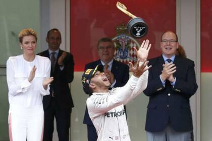 Hamilton volvió a festejar en Mónaco