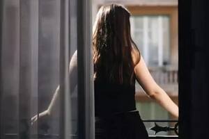 Hana se sintió engañada cuando quiso abortar pero acabó en una clínica anunciada en Google que pretendía convencerla de lo contrario