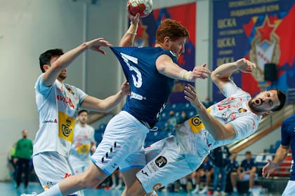 Pablo Vainstein, a punto de lanzar con mucha oposición.