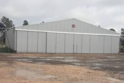 Hangar donde estaban los insumos