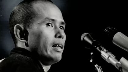 Hanh, en octubre de 1967, hablando contra la Guerra de Vietnam en Canadá