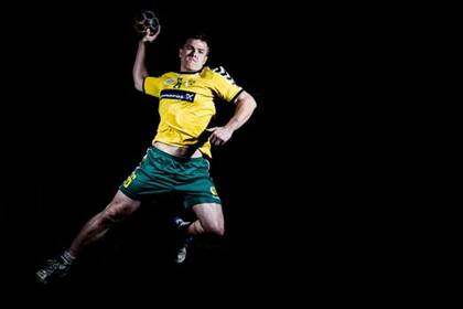 Hannah Mouncey podrá jugar en la liga femenina de fútbol australiano