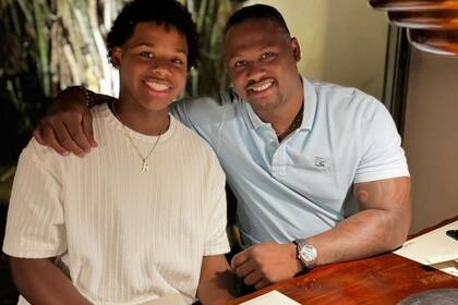 Hansel dará sus primeros pasos en el beisbol y sueña con conseguir grandes cosas como su padre (Foto: @hanleyramirez13)