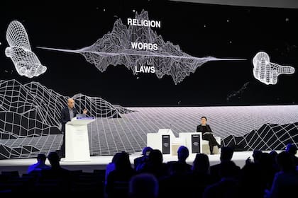 Harari durante su disertación en el Foro de Davos