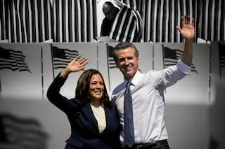 La encuesta que hace sonreír a Gavin Newsom y deja mal parada a Kamala Harris