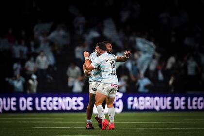 Hijo de un boxeador congoleño, Kolingar, de 22 años, conoció el rugby a los 15; tras dos operaciones de rodilla, disfruta el muy buen momento de Racing 92 en París, la ciudad donde se crió.