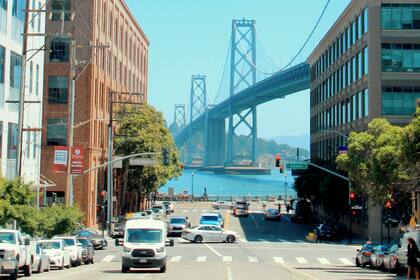 Hasta 1,5 millones de conductores en California podrán registrarse para la fase de pruebas