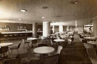 Diseñada por Mario Roberto Álvarez, era tan paqueta que los actores no se sentaban a tomar café