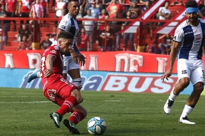 Hauche recibió un gran pase de Silva y definió al segundo palo de Herrera para convertir el único gol del partido