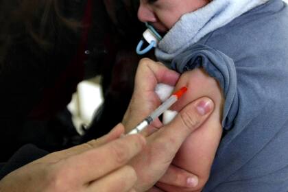 "Hay 310 chicos por día hábil que quisieron ser vacunados y no pudieron", aseguró Eduardo López, Jefe del Departamento de Medicina del Hospital de Niños Ricardo Gutiérrez