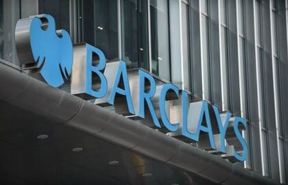 "Hay algunos escenarios, como una segunda vuelta muy polarizada, en los que no se puede descartar por completo una victoria del Gobierno", dice Barclays